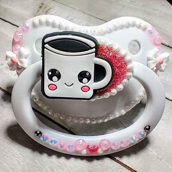 Adult Pacifier - Picture 1 of 2